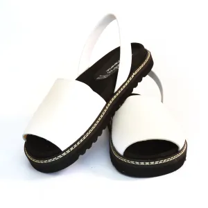 SAMPLE SALE White Leather Ergonomic Avarcas